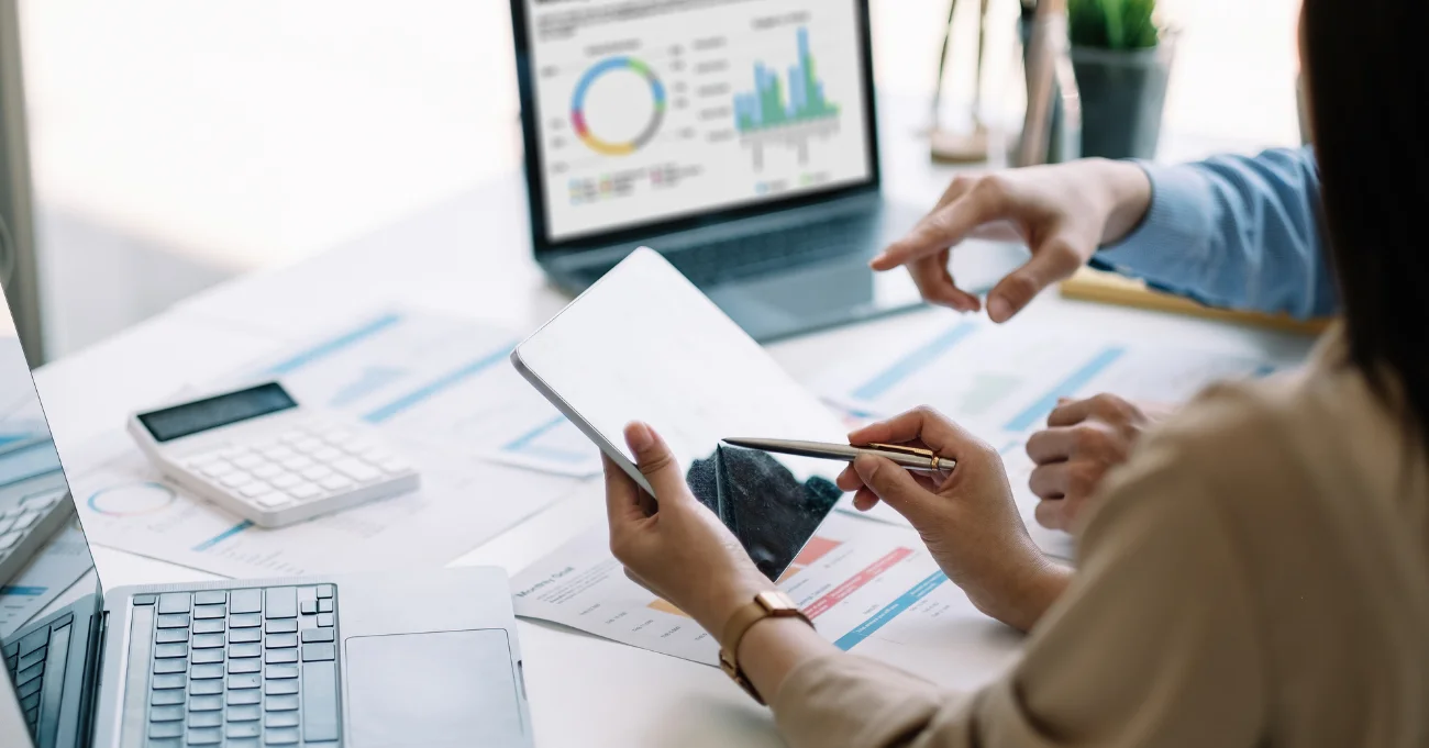 7 Benefits of Using AI in Management and How to Actually Implement It