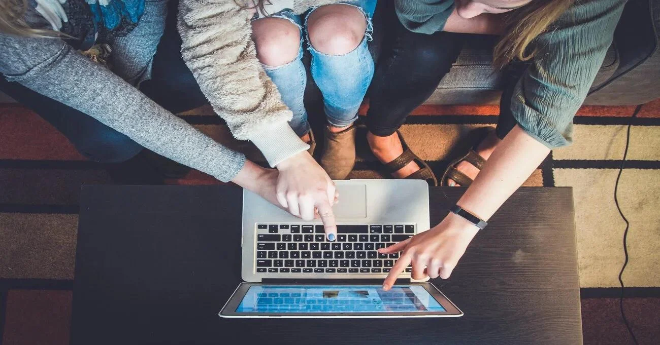 Top 9+ Sites to Hire FinTech Software Developers