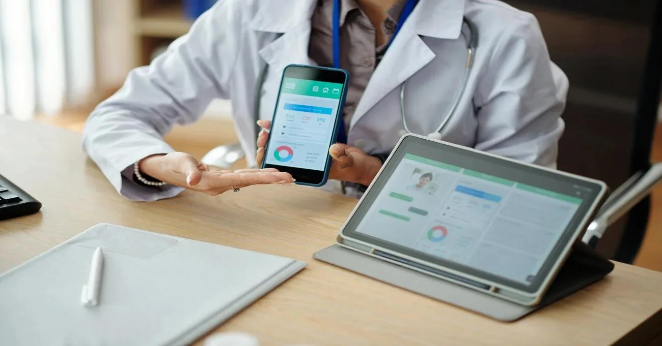How to Hire HealthCare Mobile App Developers [2025 Tips]
