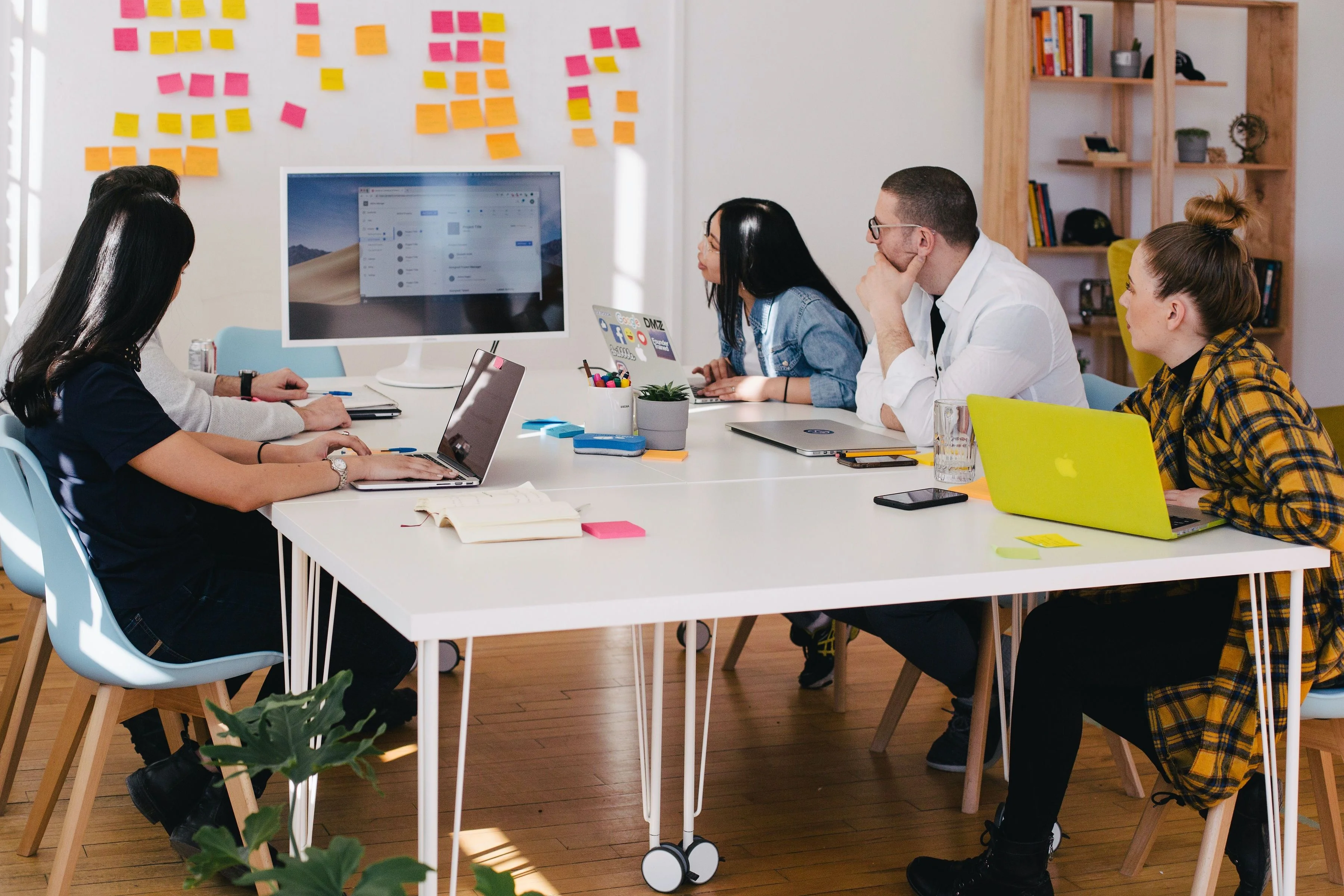 10+ Best Project Management Tools For Startups