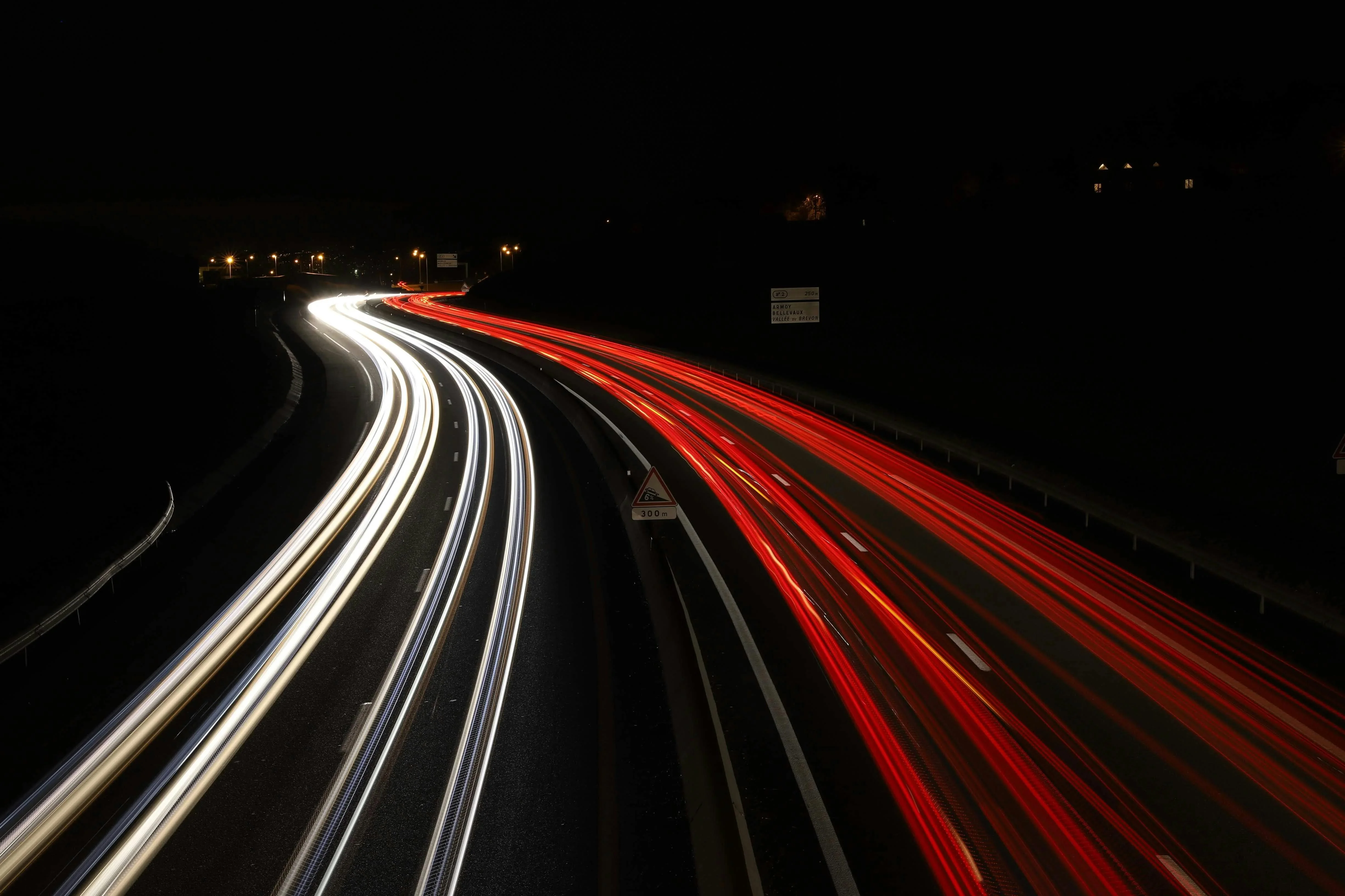 Innovations in Mobility: How IT is Driving the Future of Public Transport