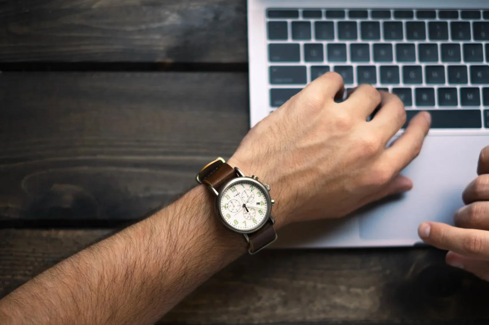 Maximizing Efficiency: The Revolutionary Impact of Electronic Timesheet Software in the Workplace